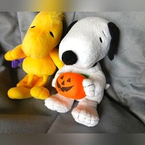 Peanuts Snoopy And Woodstock Halloween Plushes- 7"